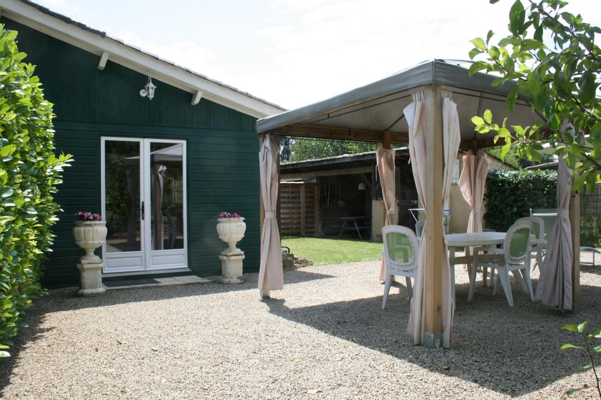 Domaine Des Hirondelles Villa Saint-Vincent-de-Cosse Exterior photo